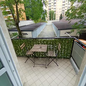 https://apartament-famagosta-milano.it-lombardy.com