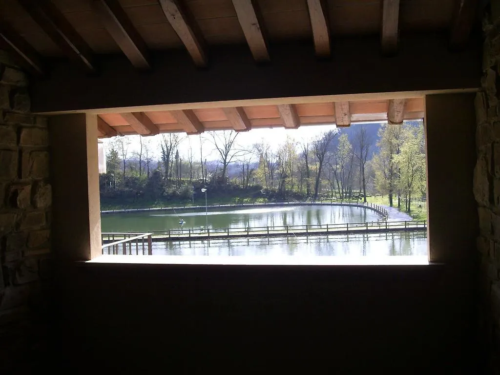 雷杰洛Laghi Della Tranquillita'公寓 意大利