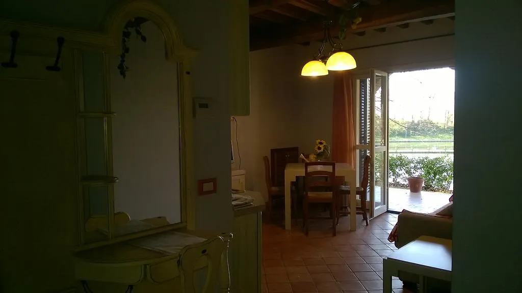 雷杰洛Laghi Della Tranquillita'公寓 0*, 雷杰洛